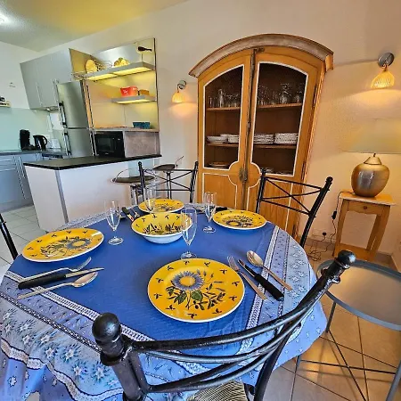Mazet Vue - Parking - Wifi - Clim - Piscine Holiday home